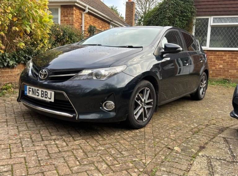 Toyota, AURIS, Hatchback, 2015, Manual, 1598 (cc), 5 doors