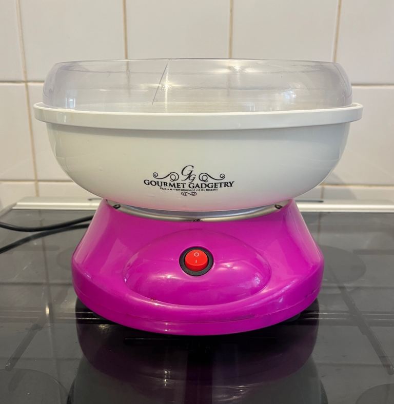 Gourmet Gadgetry Candy Floss Machine – Pink – 500W