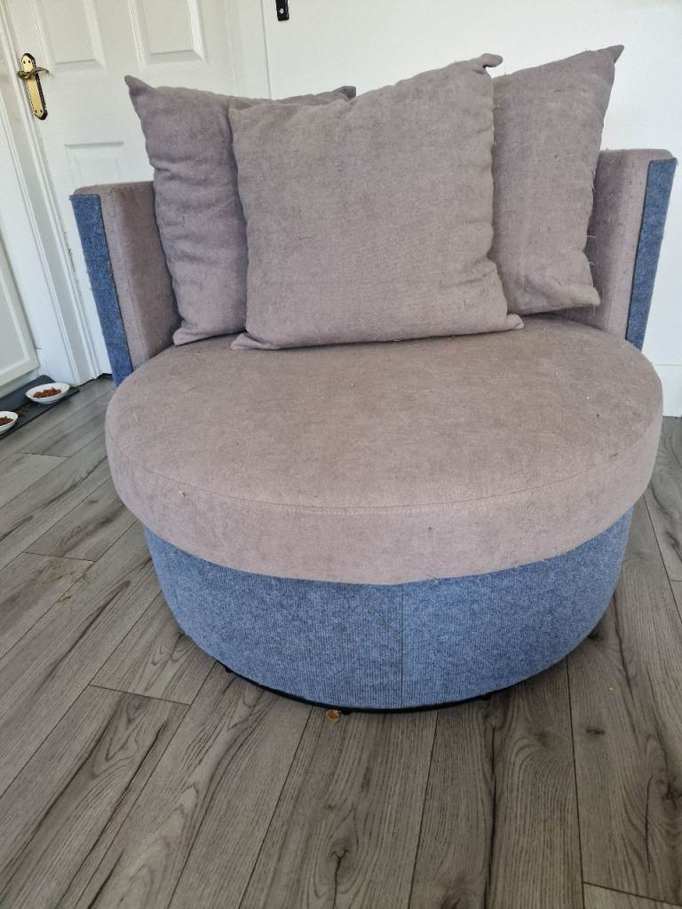 Cat Scratcher Chair (pls READ description!)