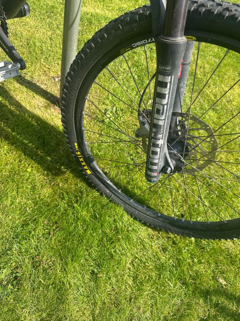 GT hardtrail Mountain bike in Matt black 
