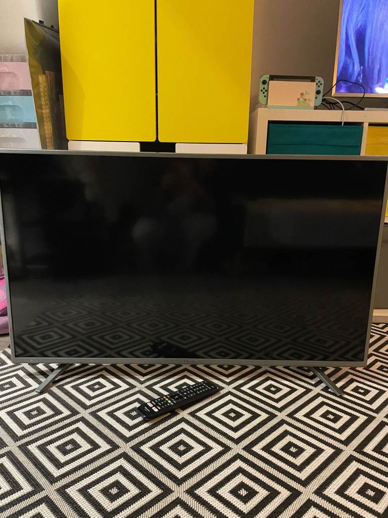 Hisense 43" Smart LED TV – Model H43A6250UK – Great Condition