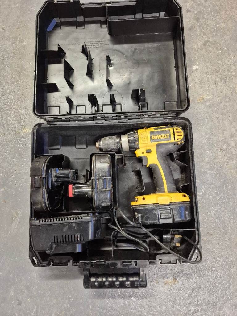 Dewalt cordless drill with hammer function