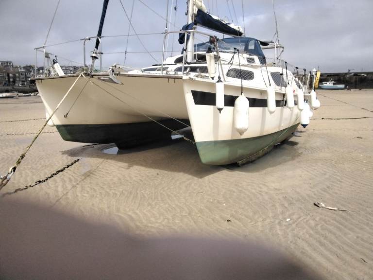 Catamaran summer twins 6 berths 