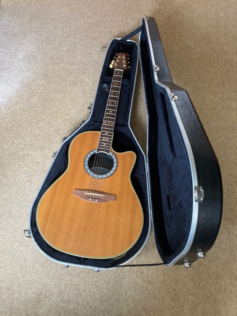 Ovation Celebrity CC157