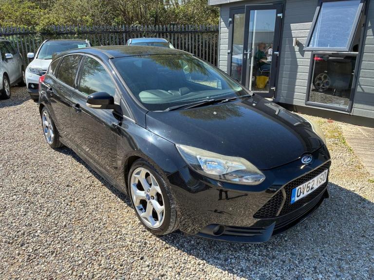 2012 Ford Focus 2.0T EcoBoost ST-2 Euro 5 (s/s) 5dr HATCHBACK Petrol Manual