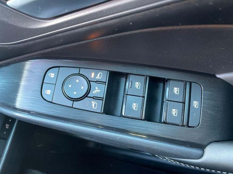 2023 Nissan Qashqai 1.3 DiG-T MH 158 Acenta Premium 5dr Xtronic HATCHBACK PETROL Automatic