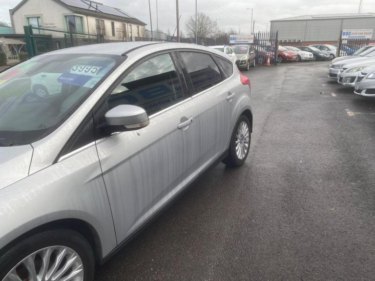 2011 Ford Focus 1.6T EcoBoost Titanium X Euro 5 (s/s) 5dr HATCHBACK Petrol Manual