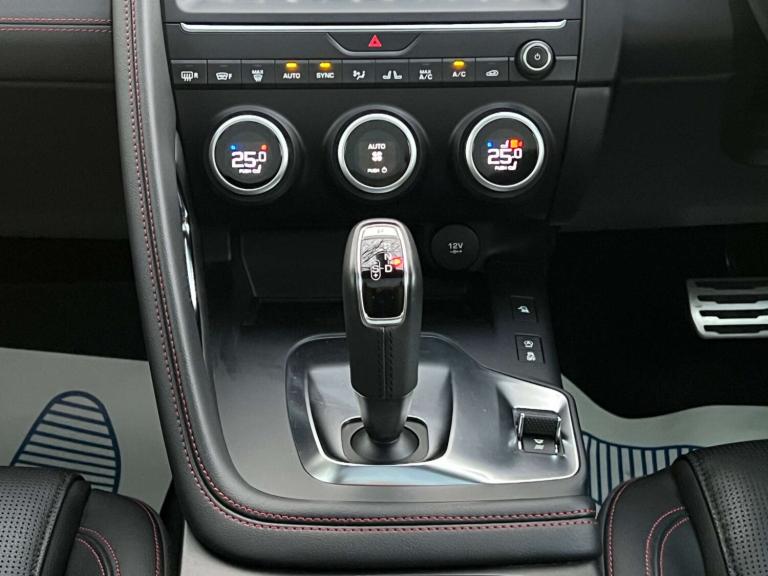 2020 Jaguar E-Pace 2.0 E-Pace Chequered Flag AWD Auto 4WD 5dr SUV Petrol Automatic
