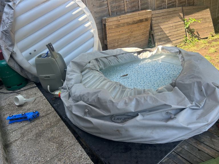 Lay-Z-Spa Hot Tub – Grey, 