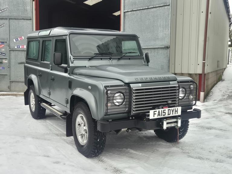 2015/15 LAND ROVER DEFENDER 110 2.2TDCI XS STATION WAGON ONLY 7,000 MILES !!