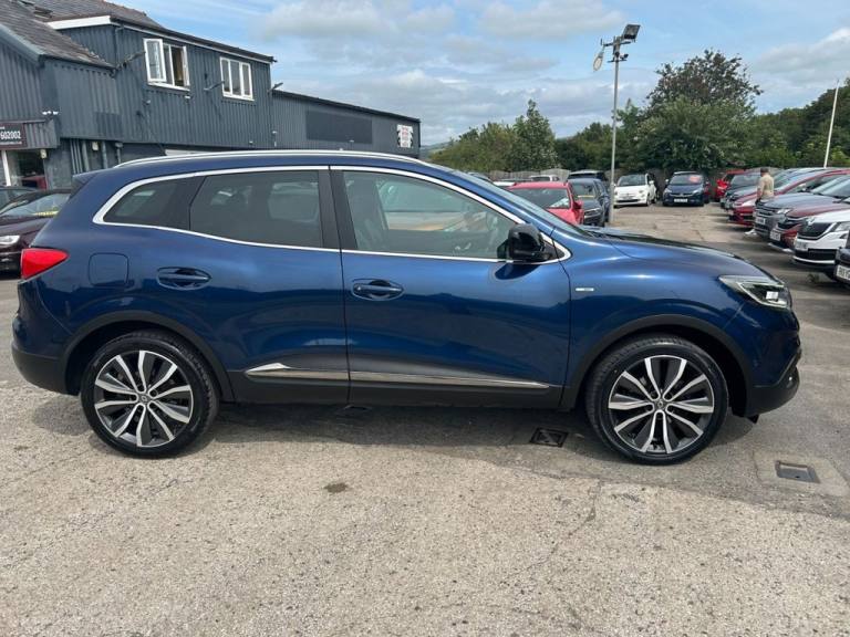 2017 Renault Kadjar 1.6 dCi Signature Nav SUV 5dr Diesel Manual Euro 6 (s/s) (130 ps) HATCHBACK D...