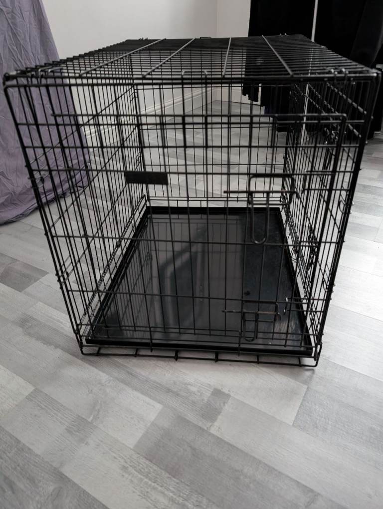 Small/Medium metal dog cage/crate 
