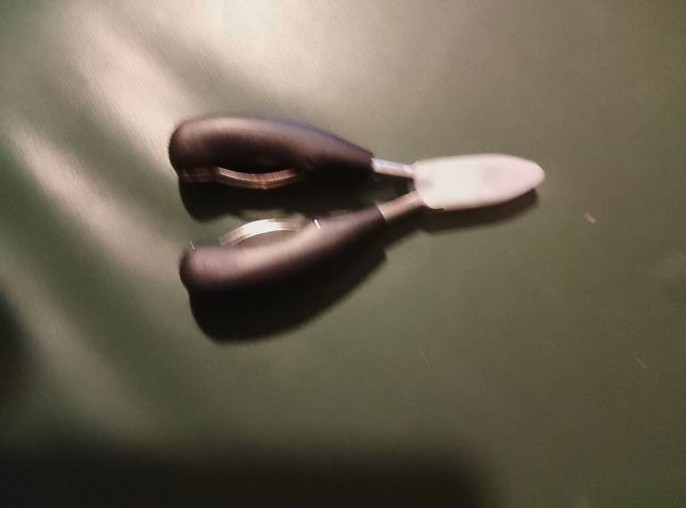 nail clippers black and silver New