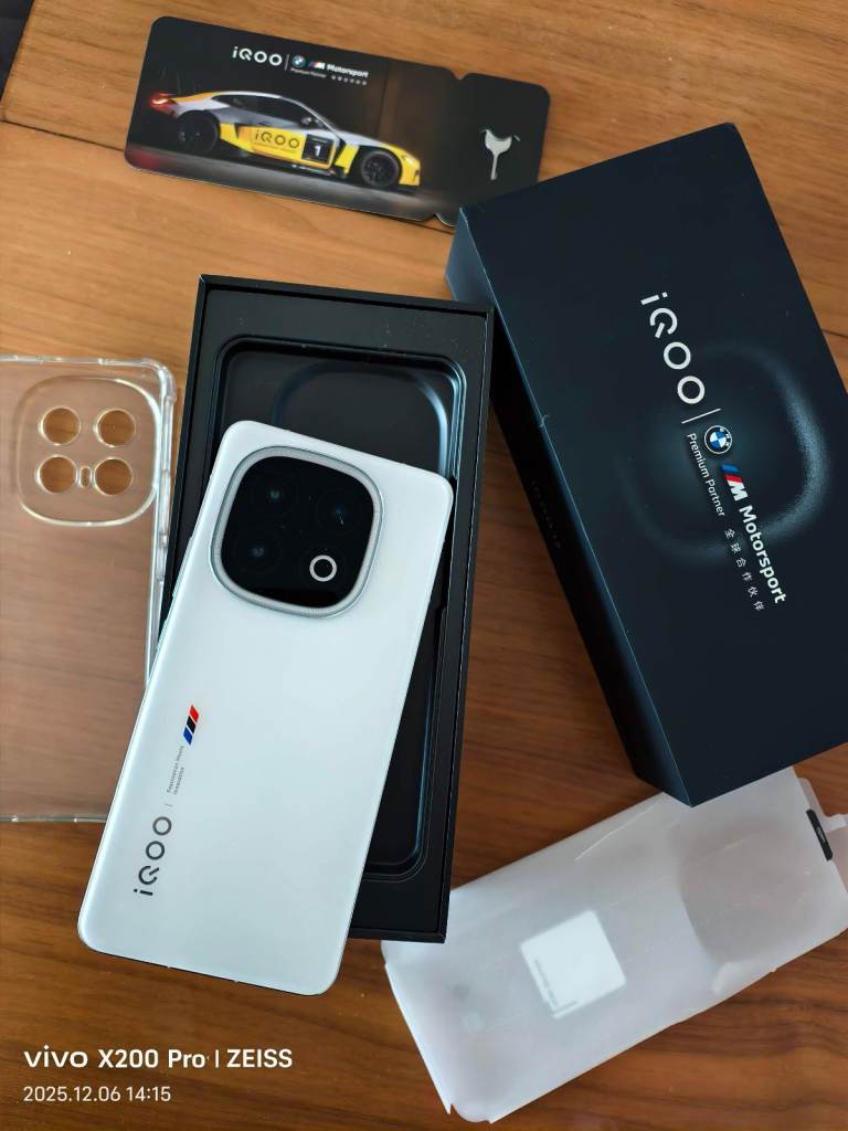 vivo iQOO 13 Motorsport Edition/ 6.82 in 2K 144Hz/ 16GB RAM + 256GB/ 6150mAh/Snapdragon 8 Elite