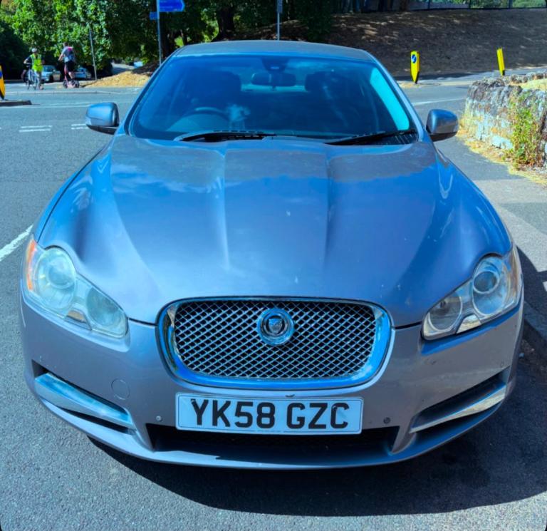 Jaguer XE AUTOMATIC 12Month mot great runner 