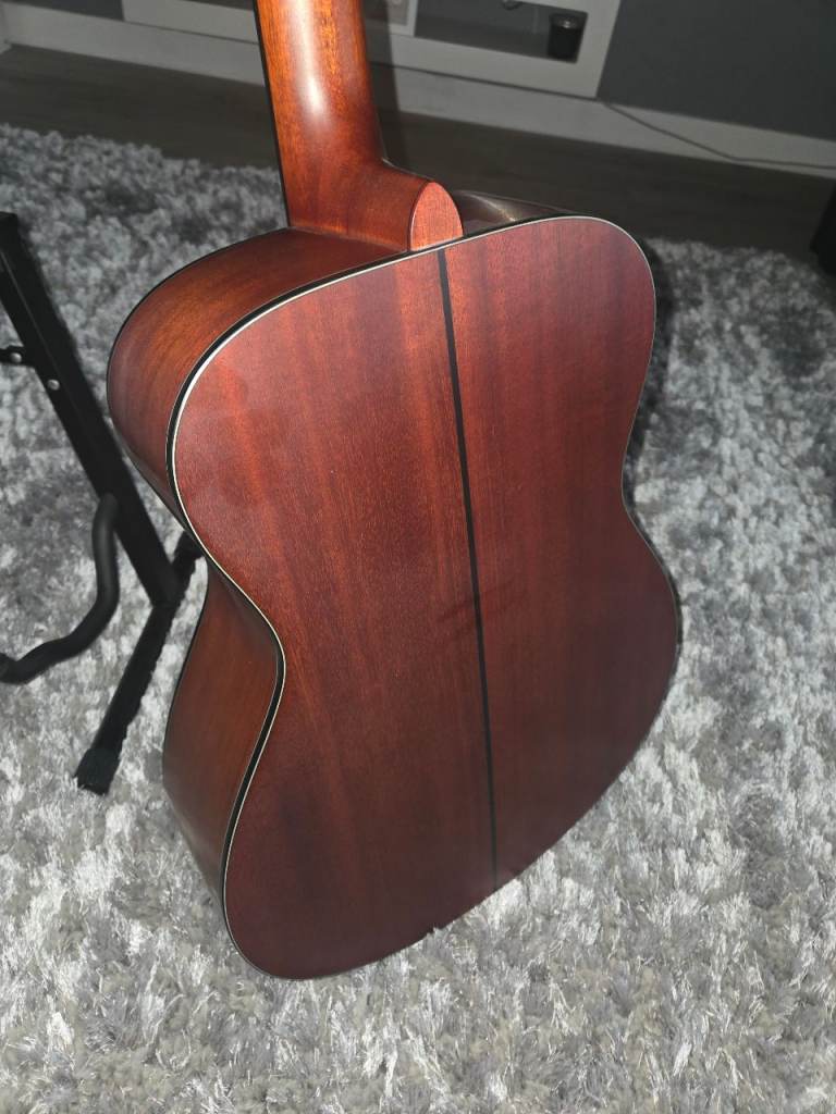 Yamaha fs3 acoustic guitar 