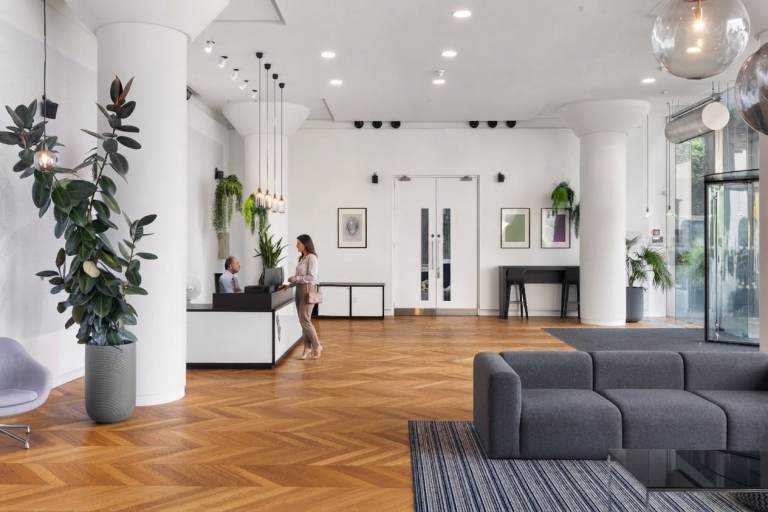 4 Desks Serviced Office | Flexible Terms, Gym, Café & Parking | West London
