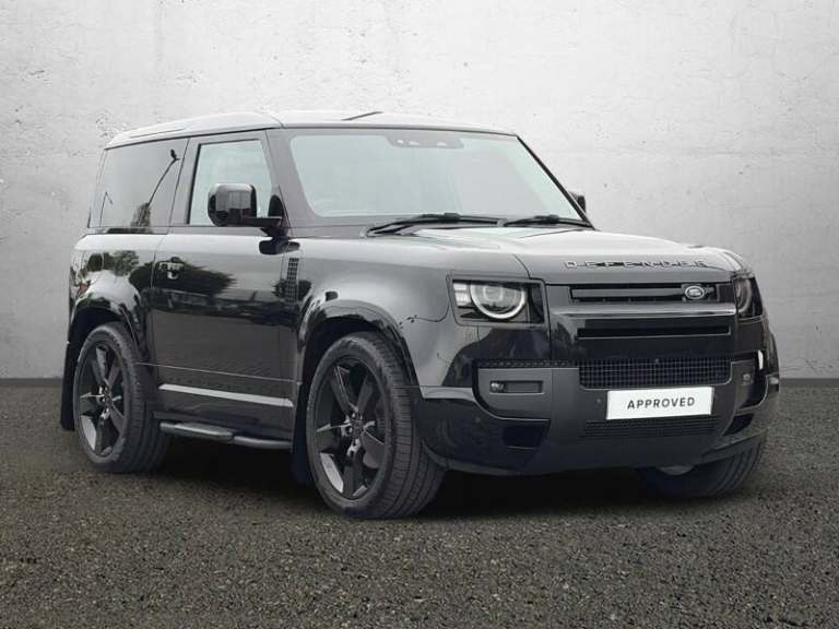 LAND ROVER DEFENDER 3.0 D250 X-Dynamic HSE 90 3dr Auto