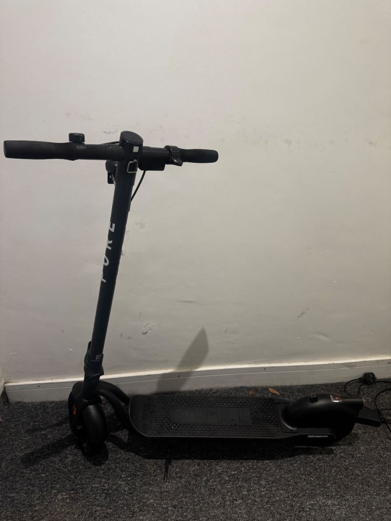 Pure Air Pro 500W electric scooter 