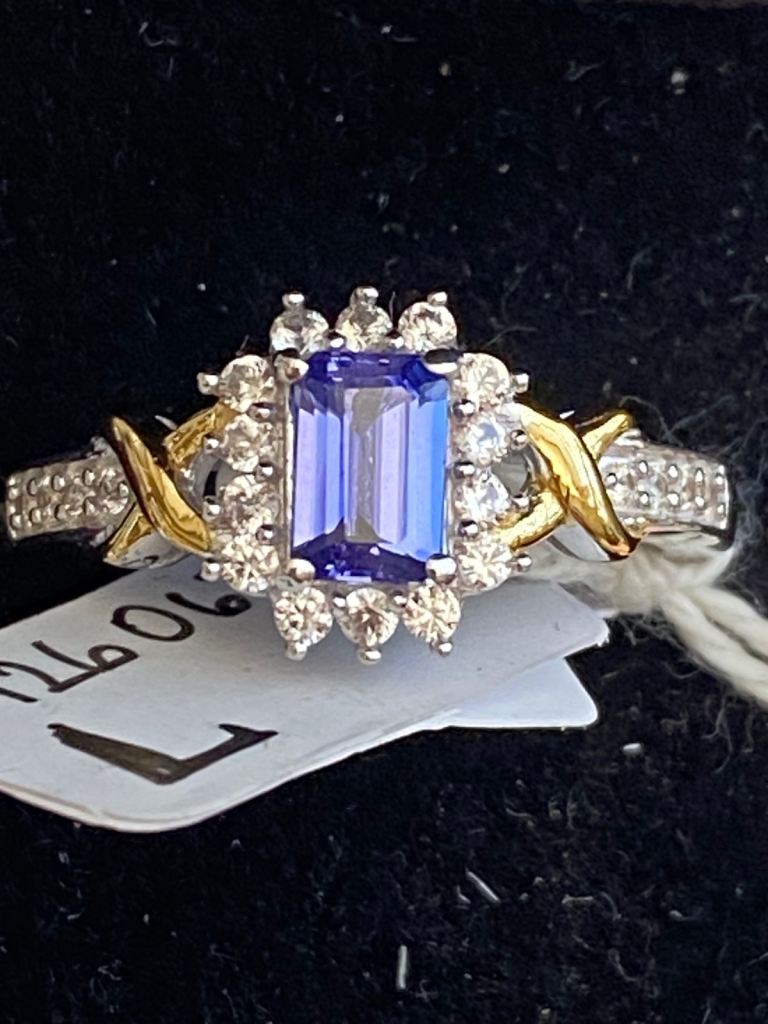 New AAA Tanzanite + Zircon XO ring