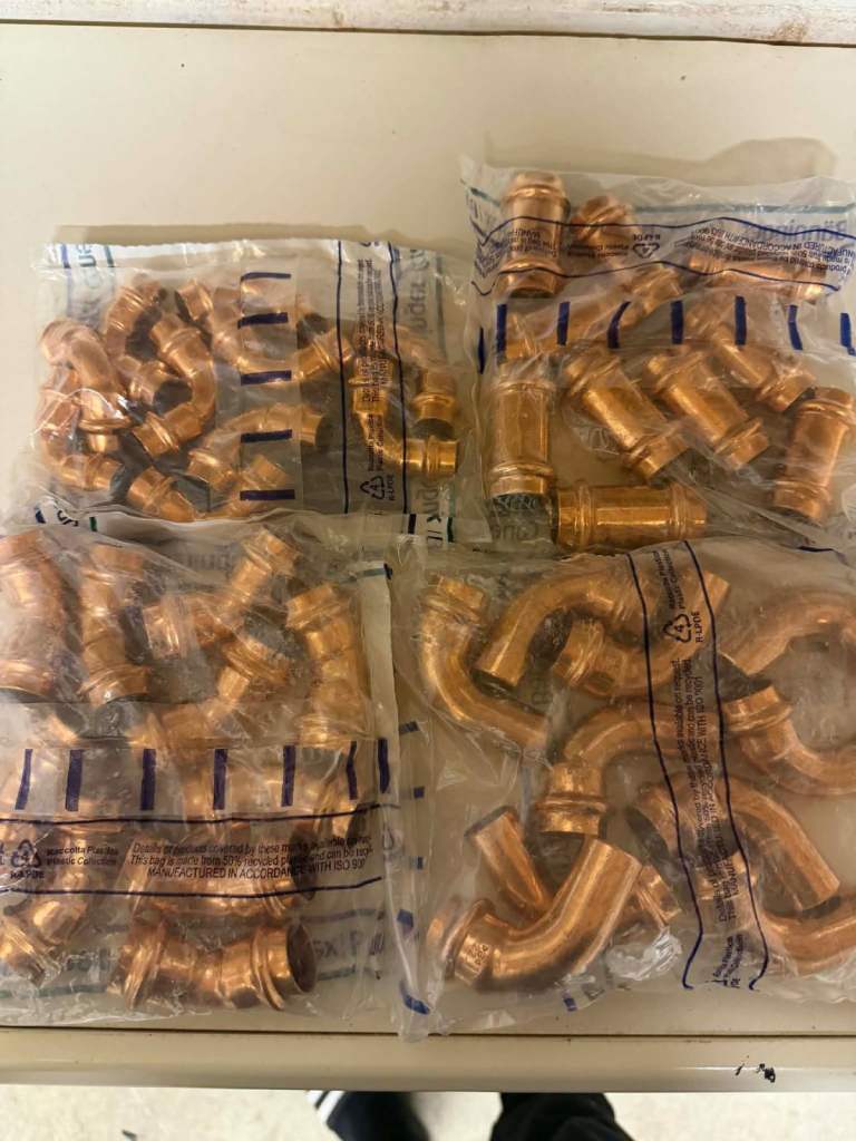 Copper Press Plumbing Fittings Job Lot – Elbows & Couplers – New