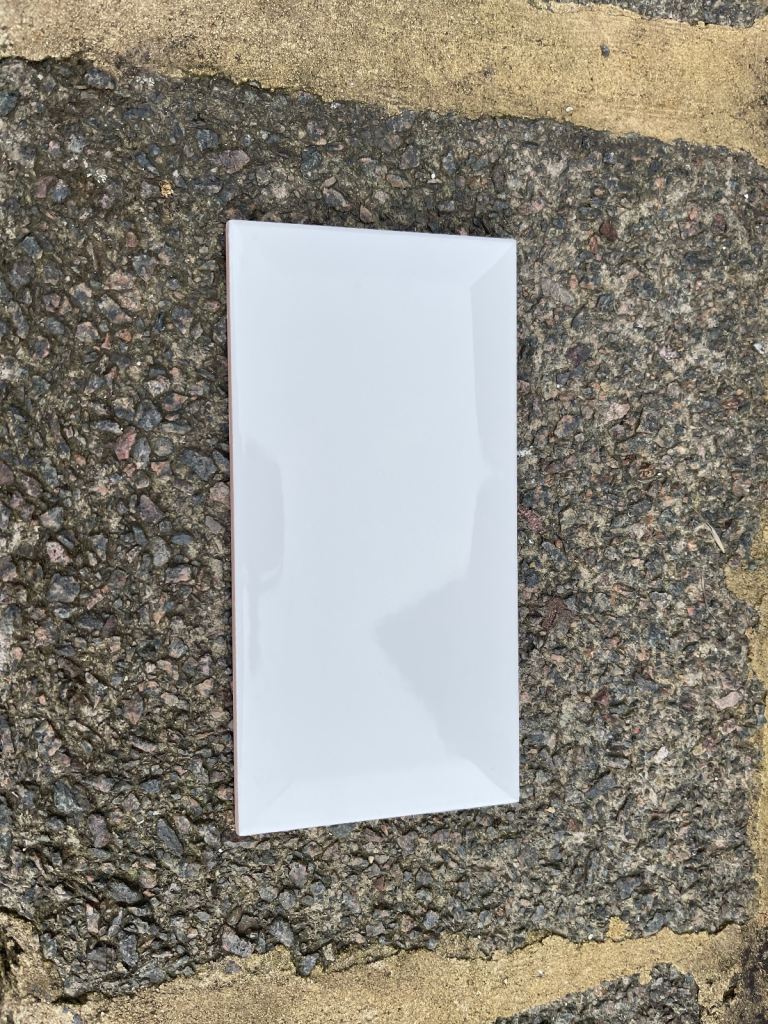 White Metro Tiles 10cm x 20cm (15 Tiles) 0.3 metres squared
