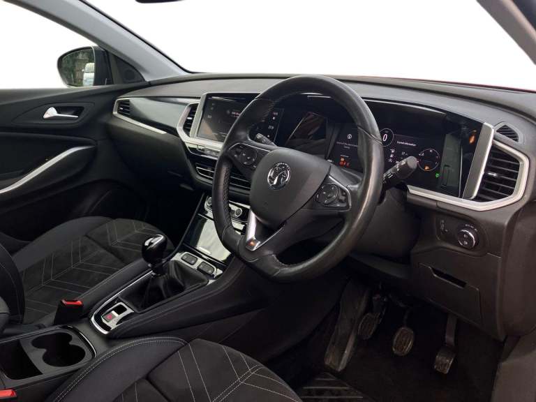 2023 Vauxhall Grandland 1.2 Turbo Ultimate 5dr Hatchback PETROL Manual