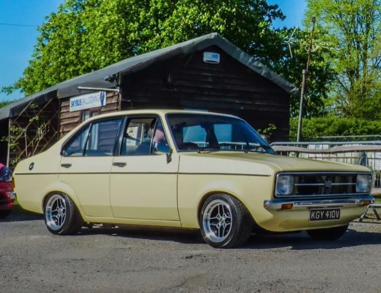 Ford ESCORT MK2 1979 HPE ENGINE TWIN 40s