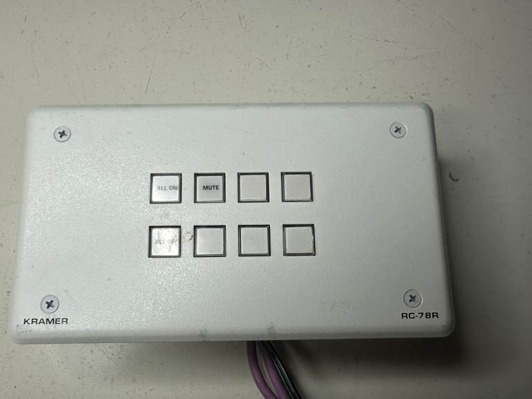 Kramer RC-78R    8 button controller. Absolute Bargain !