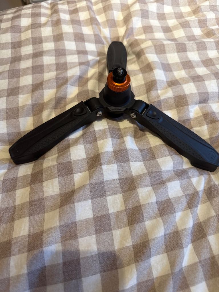 3legged thing monopod foot 