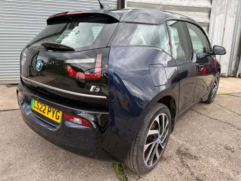 2022 22 REG BMW i3 ELECTRIC HATCHBACK DAMAGED REPAIRABLE SALVAGE