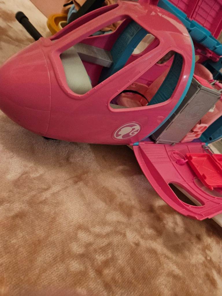 Barbie dream plane and accessories