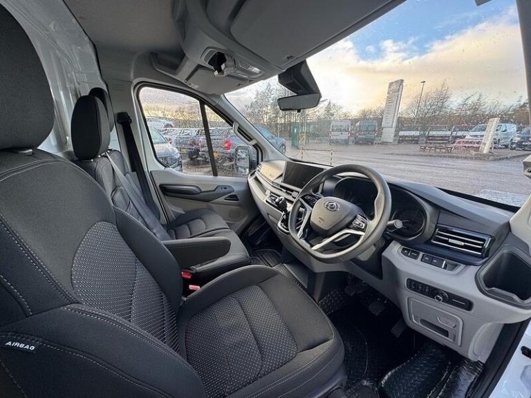  Maxus Deliver 9 Base Lxh L3 H3 High Roof Panel Van with Car Play, Reverse Camera, Aircon Panel V...