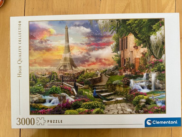 3000 piece jigsaw puzzle and puzzle mat