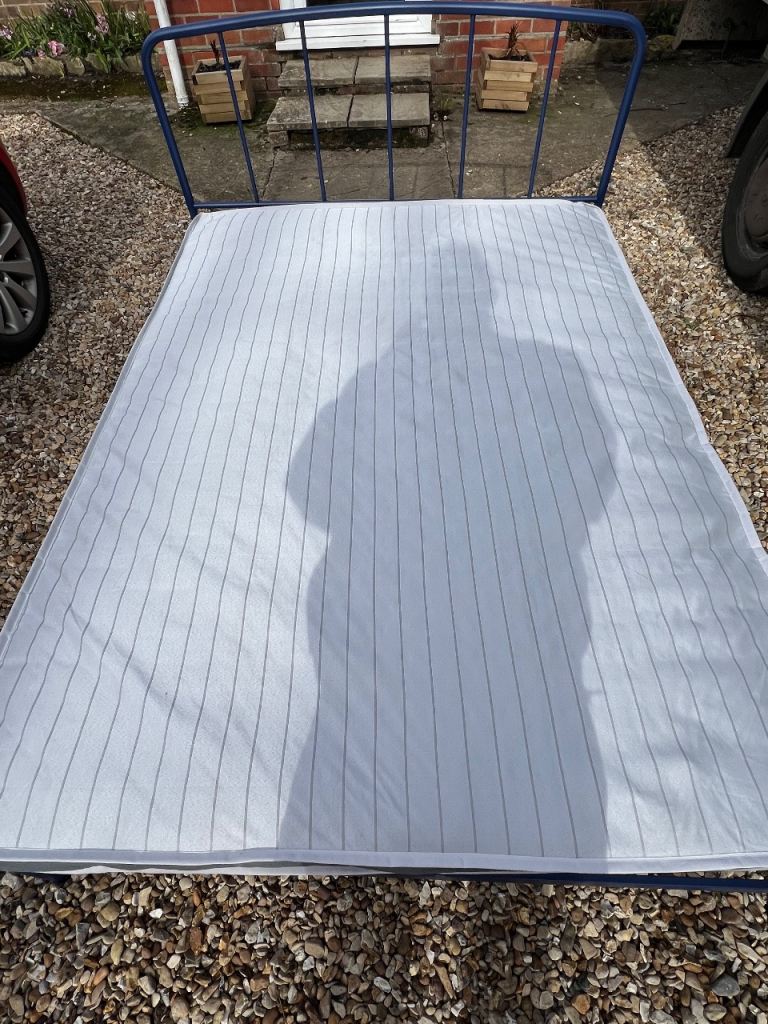 Double bed with free mattress 