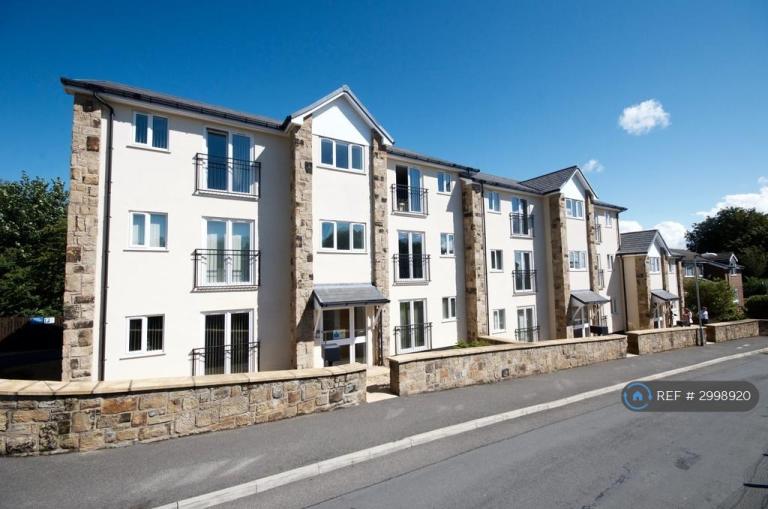 1 bedroom flat in Moss, Wrexham, LL11 (1 bed) (#2998920)