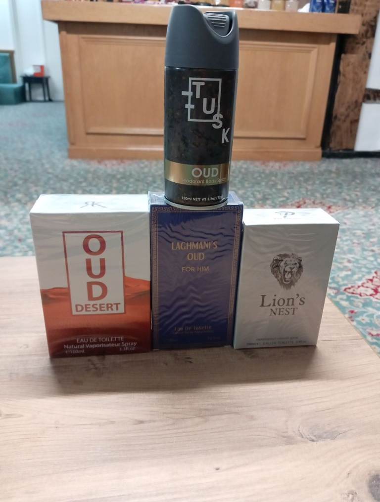 Men's Perfumes 3 packets and gift deodorant 