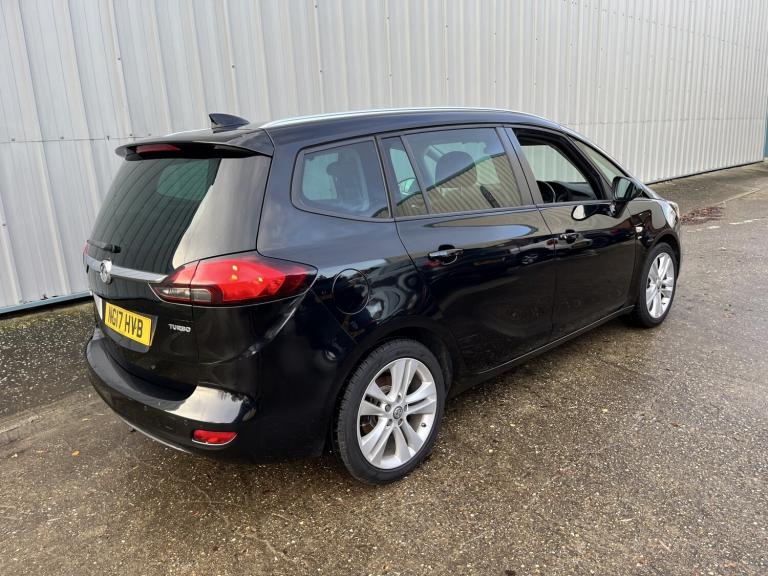 VAUXHALL ZAFIRA TOURER 1.4 i Turbo SRi Nav Black Manual Petrol 2017