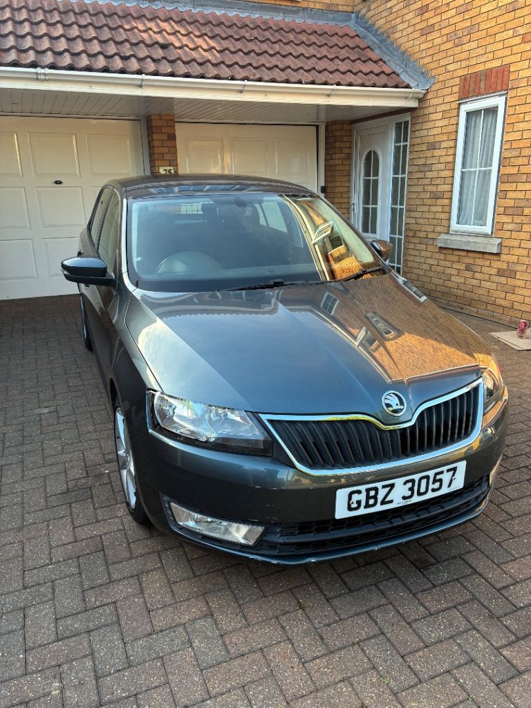 Skoda, RAPID SPACEBACK, Hatchback, 2016, Semi-Auto, 1422 (cc), 5 doors