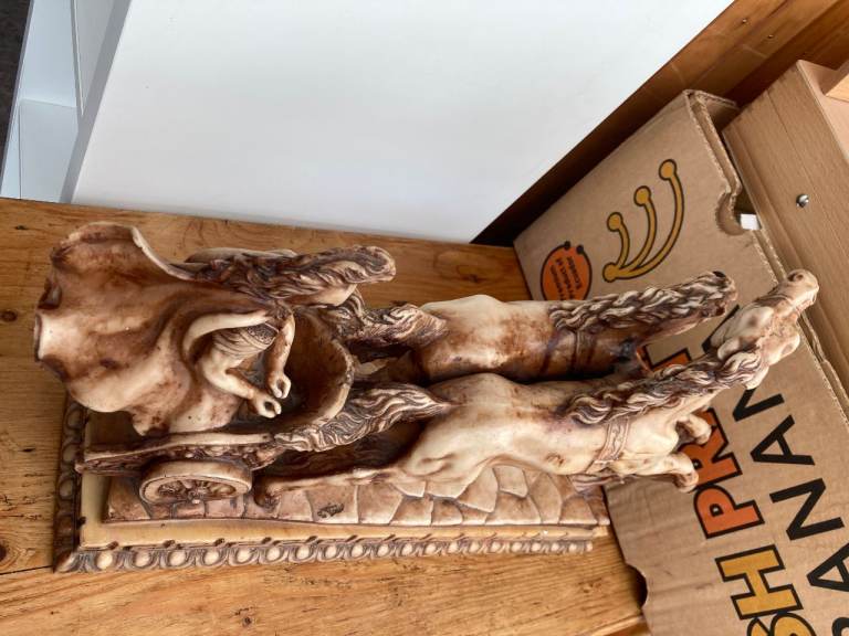 SIGNED LORENZO TONY ROMAN CHARIOT ALABASTER COMPOSITE STATUE