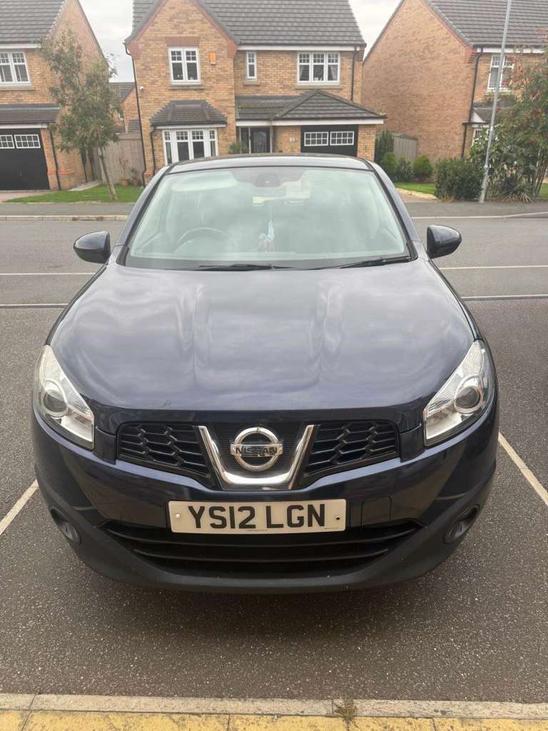 Car - Nissan, QASHQAI, Hatchback, 2012, Manual, 1461 (cc), 5 doors