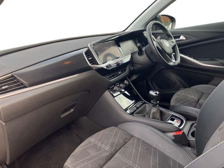 2023 Vauxhall Grandland 1.2 Turbo Ultimate 5dr Hatchback PETROL Manual