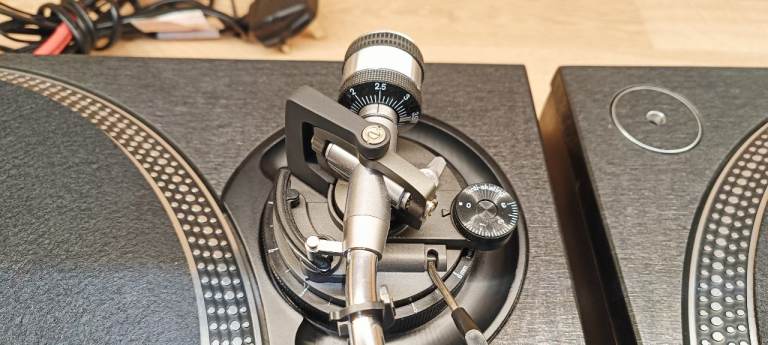 Technics 1210mk2 turntables pair, with Ortofon Carts and stylus
