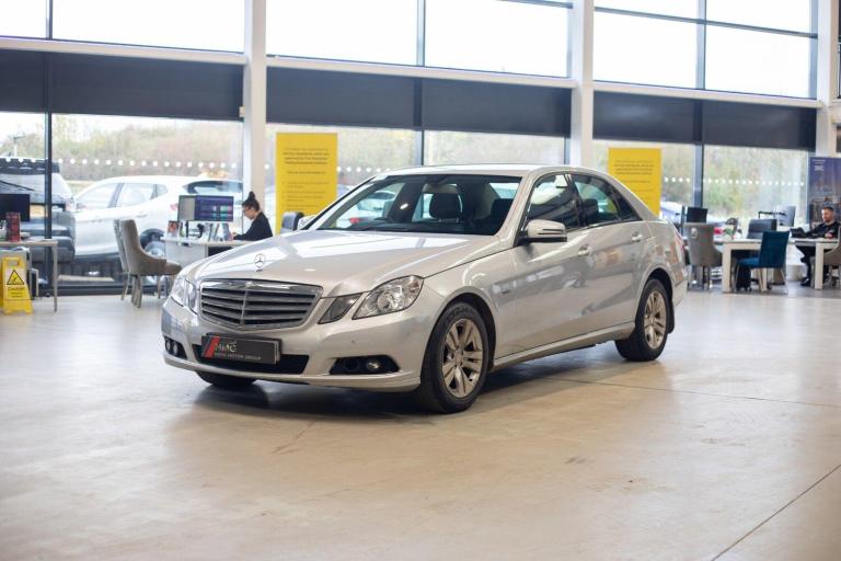 2009 Mercedes-Benz E Class E220 CDI BlueEFFICIENCY SE 4dr Tip Auto SALOON DIESEL Automatic