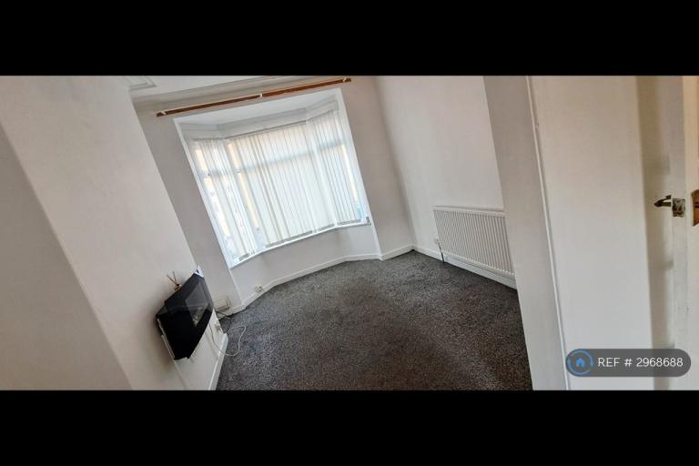2 bedroom house in Mersey St, Hull, HU8 (2 bed) (#2968688)