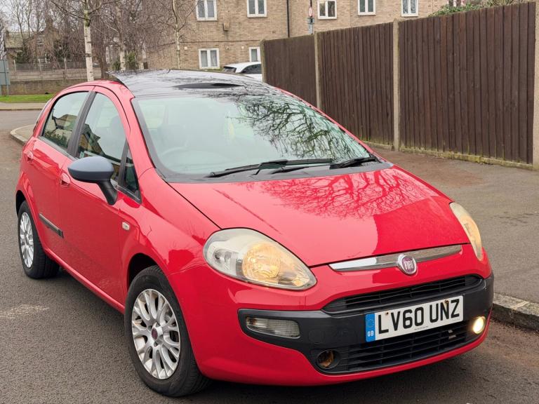 2010 Fiat Punto Evo 1.4 Dynamic 5dr Dualogic HATCHBACK Petrol Automatic