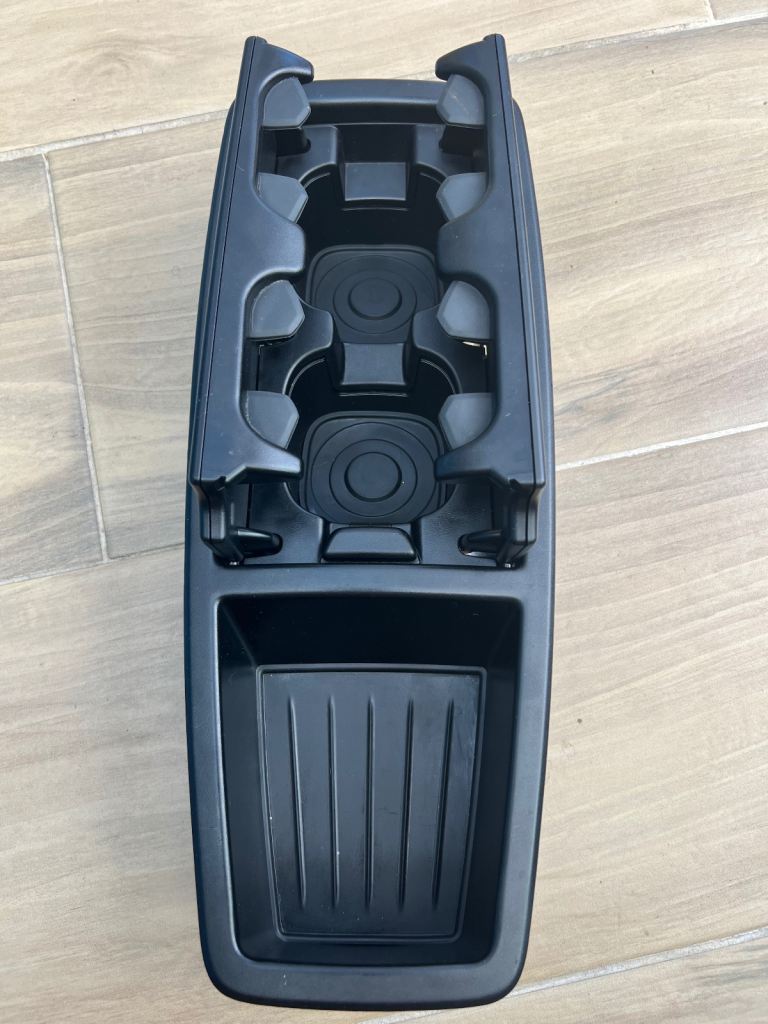 BMW 4 SERIES F33 F83 REAR SEAT ARMREST AND CUP HOLDER