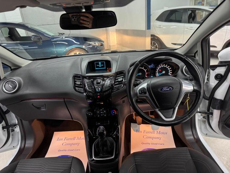 FORD FIESTA 1.0T EcoBoost Zetec Euro 5 (s/s) 5dr 2014