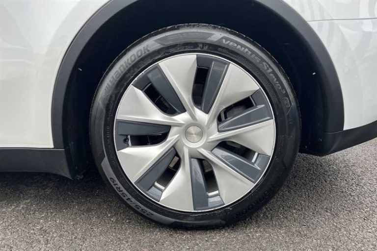 2022 Tesla Model Y Long Range AWD 5dr Auto MPV ELECTRIC Automatic