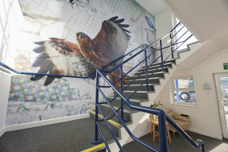 Redhill - RH1 2LZ \ Private Workshop Room in Basepoint Holmethorpe Avenue